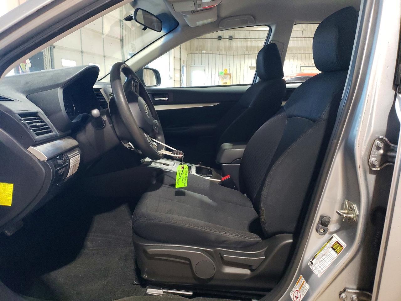 2012 SUBARU Outback