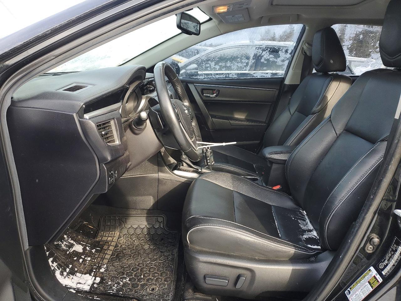 2015 TOYOTA COROLLA