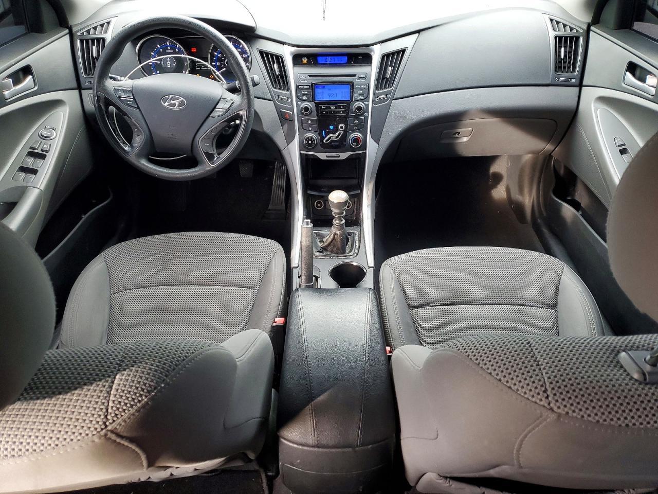2012 HYUNDAI SONATA