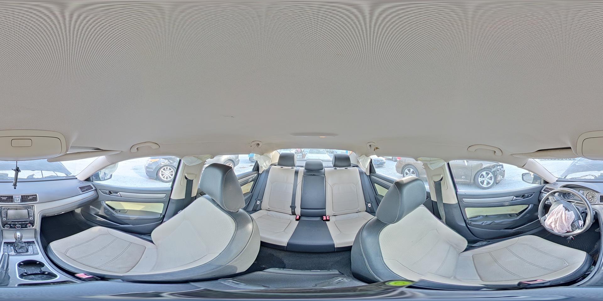 2014 VOLKSWAGEN Passat