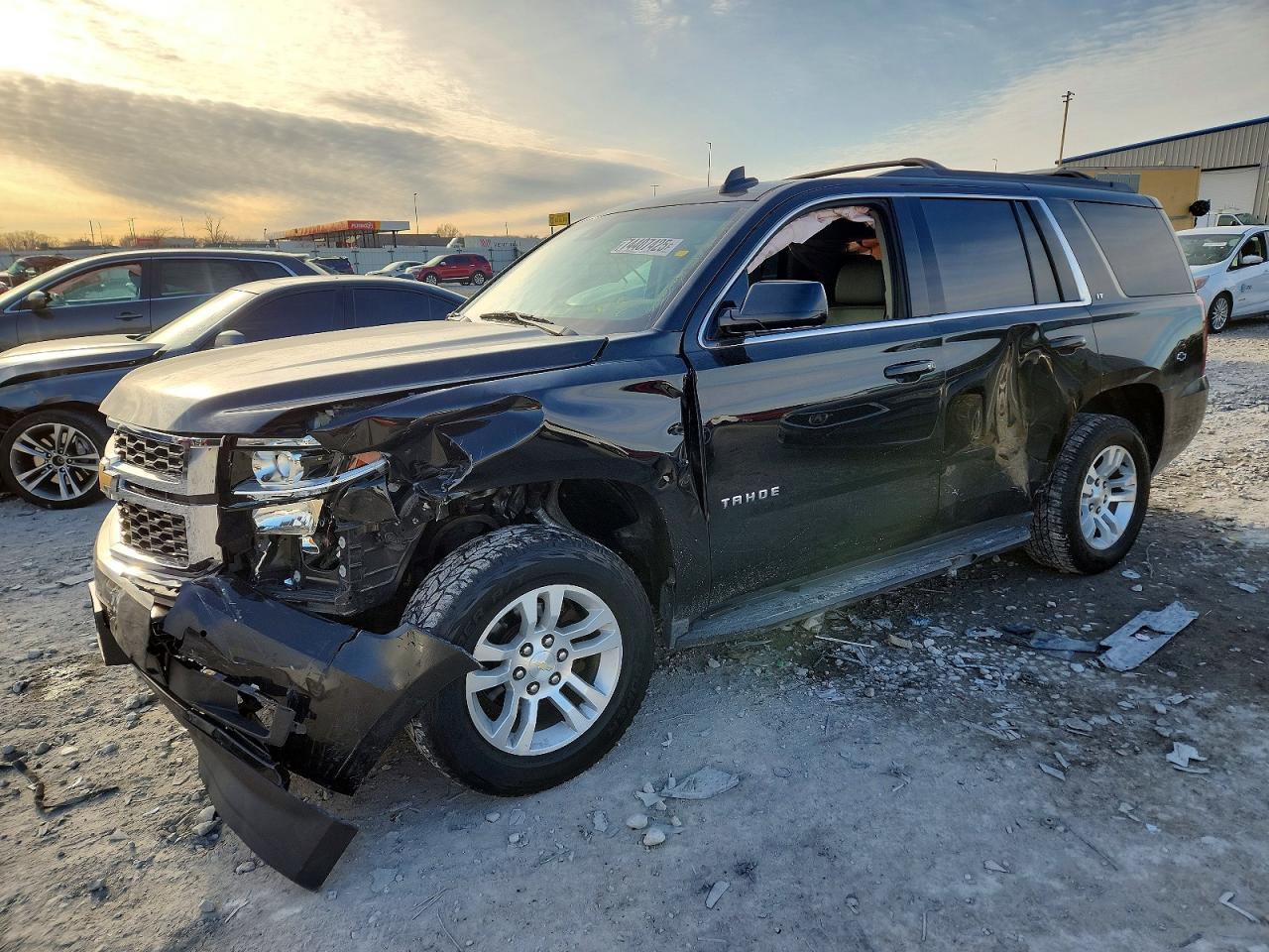 2017 CHEVROLET Tahoe