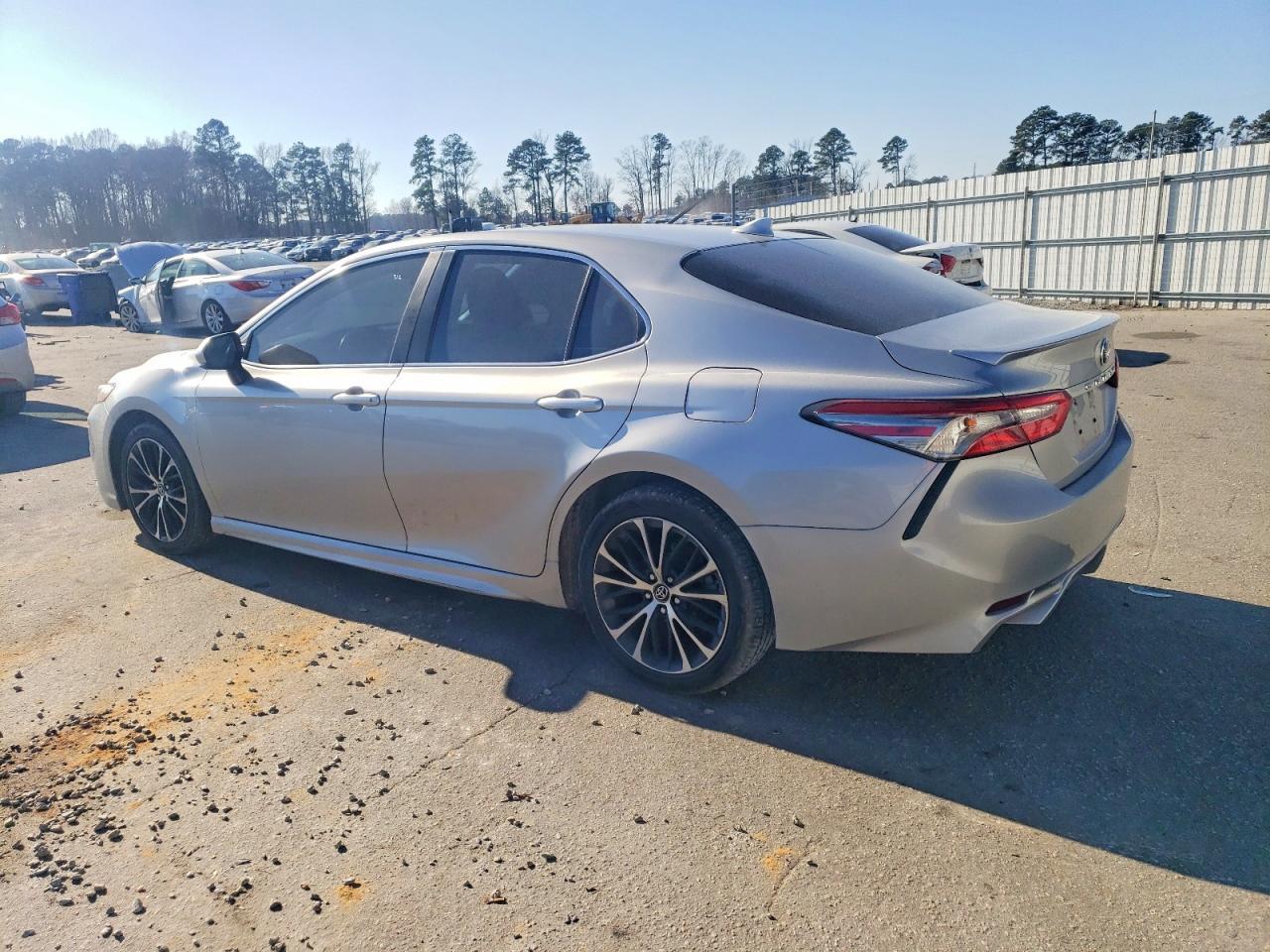 2019 TOYOTA CAMRY