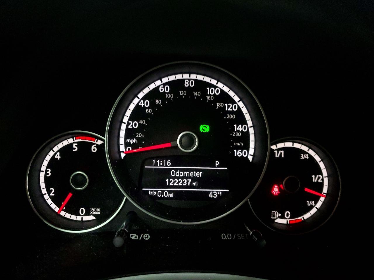 2013 VOLKSWAGEN Beetle