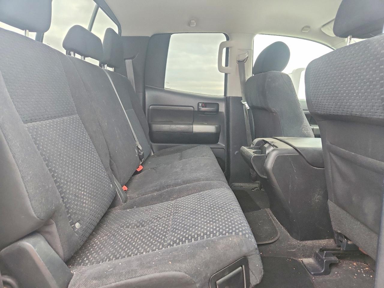 2010 TOYOTA TUNDRA
