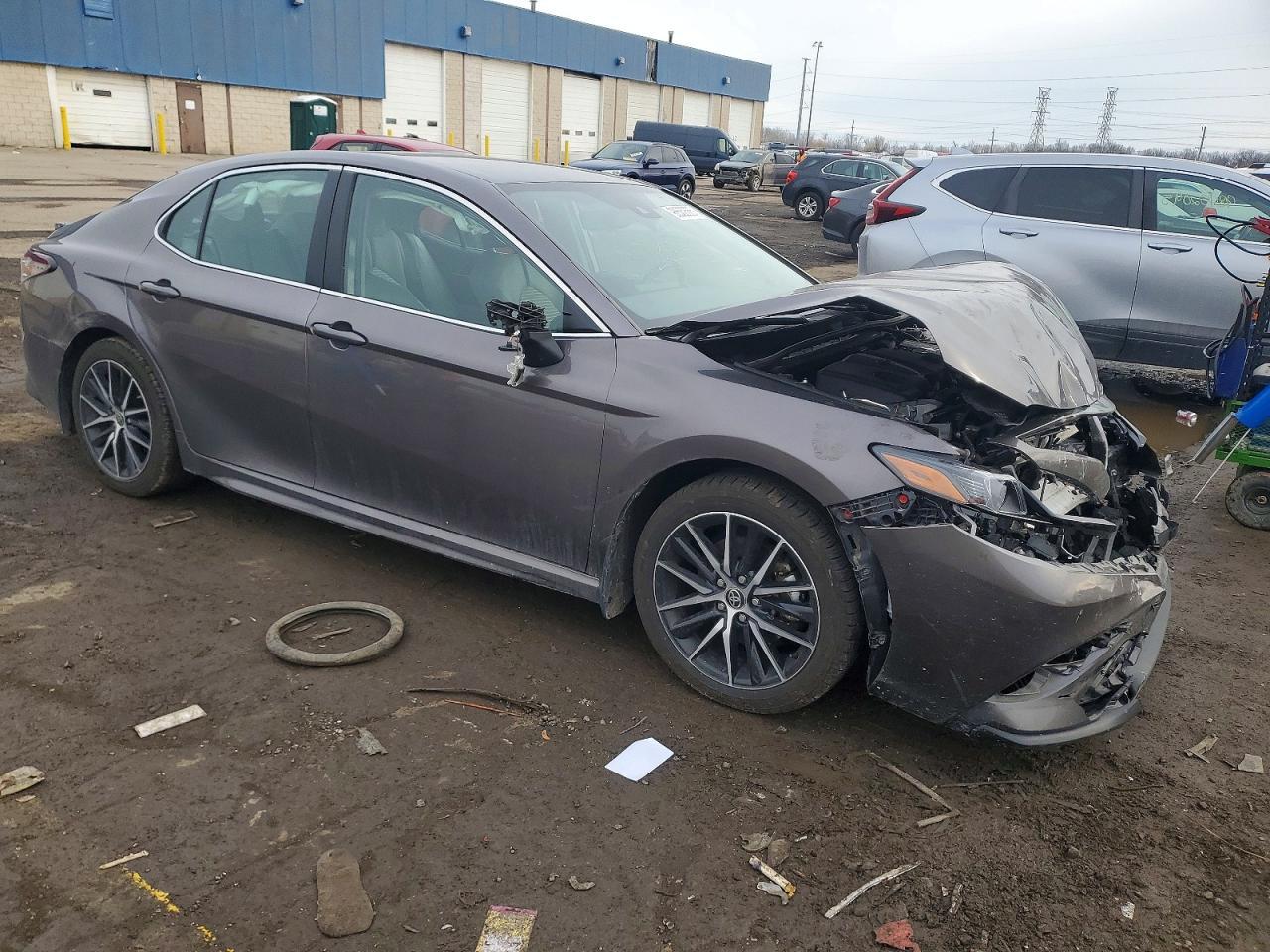 2023 TOYOTA CAMRY