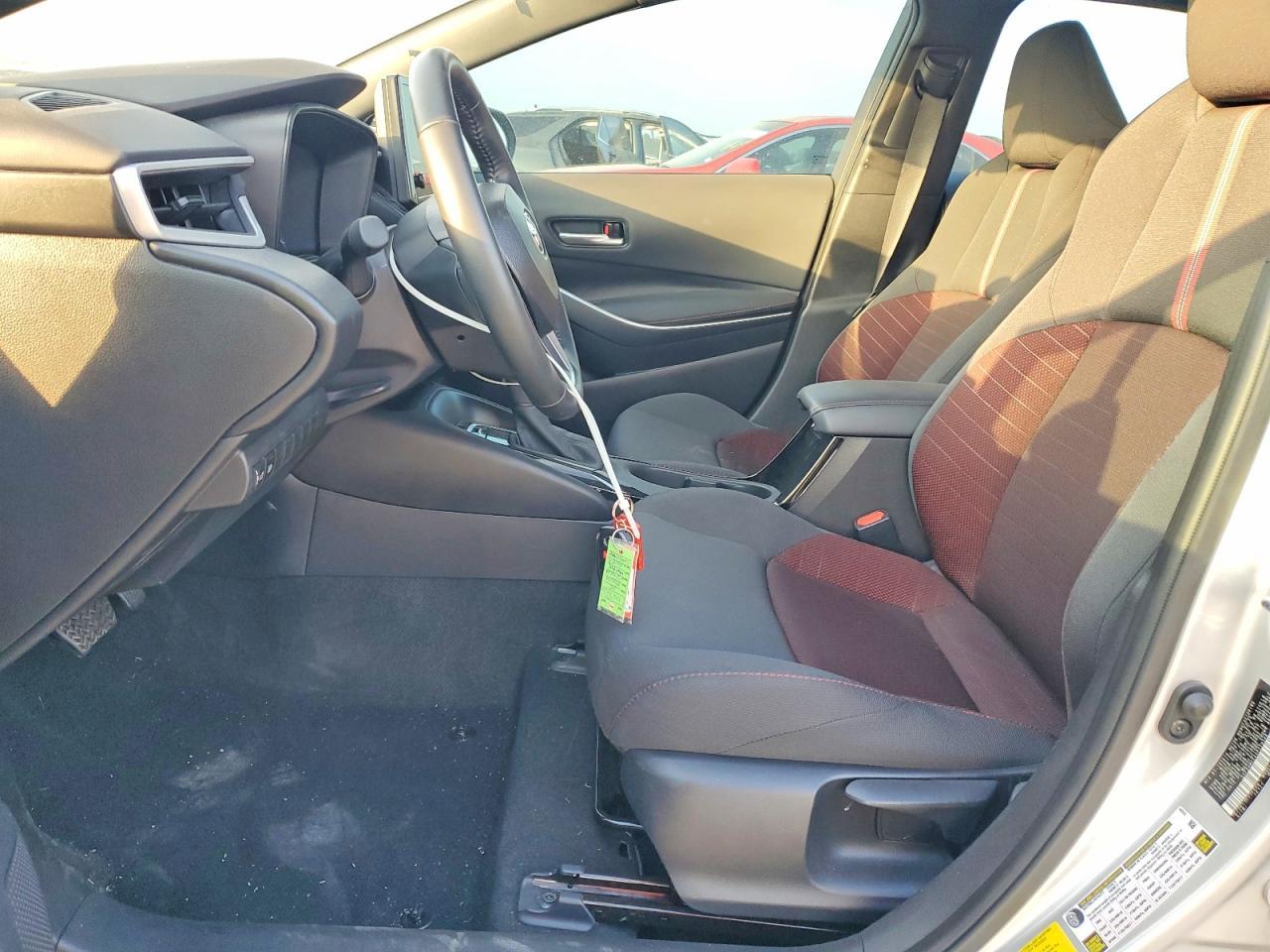2025 TOYOTA COROLLA