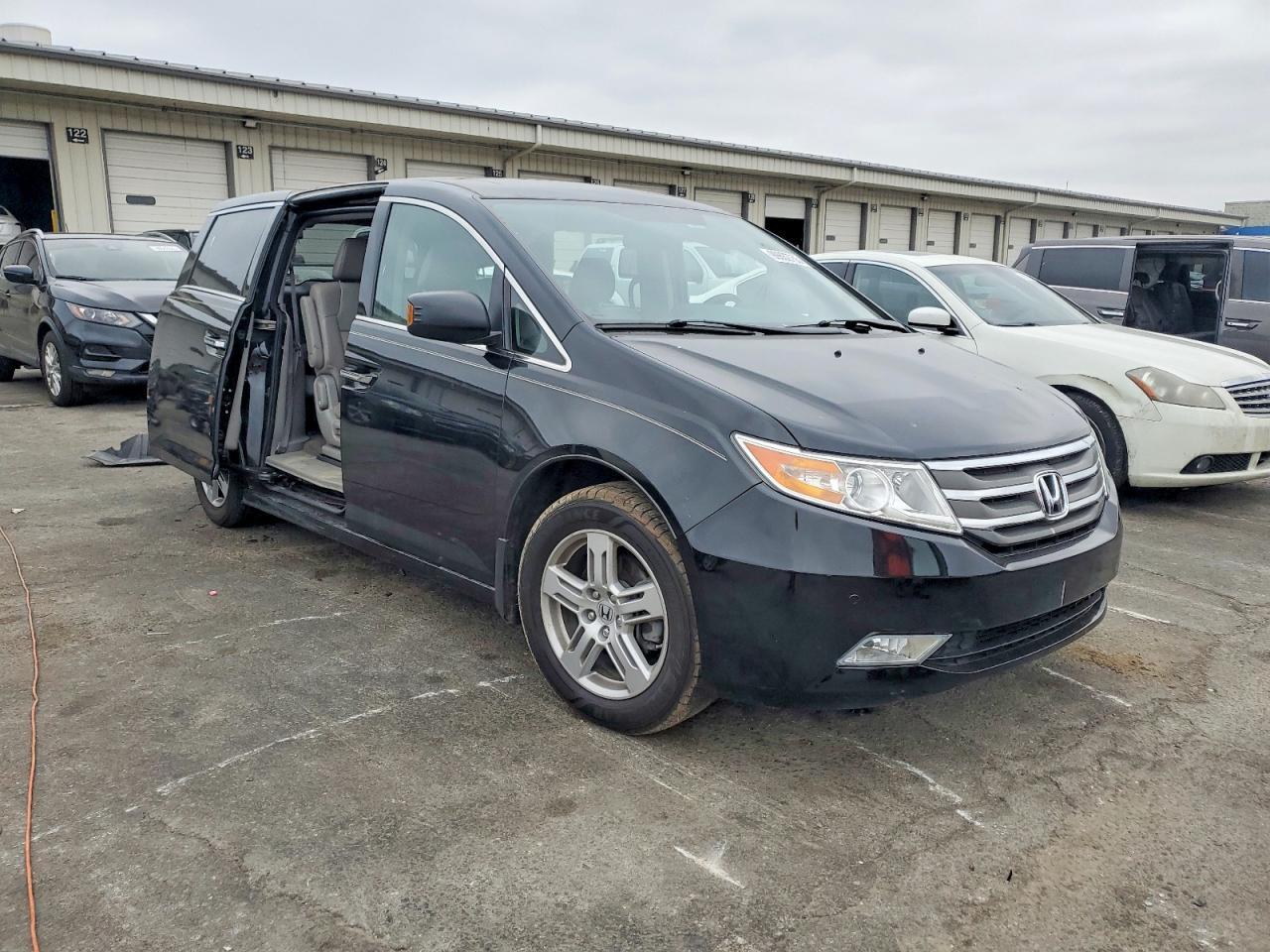 2013 HONDA ODYSSEY