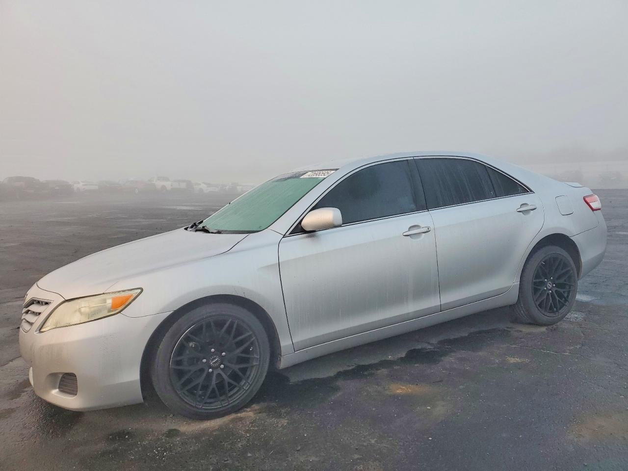 2011 TOYOTA CAMRY