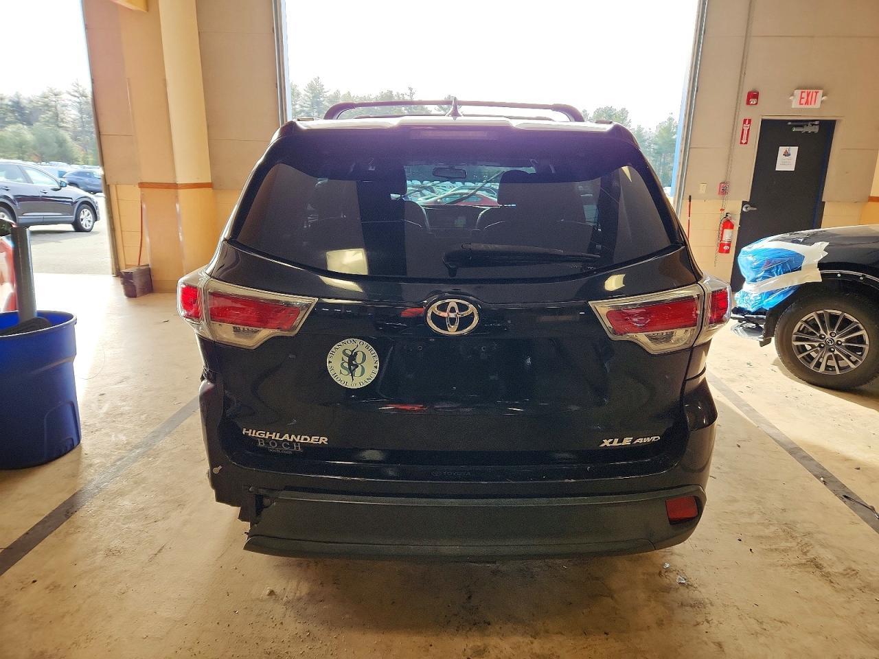 2015 TOYOTA HIGHLANDER