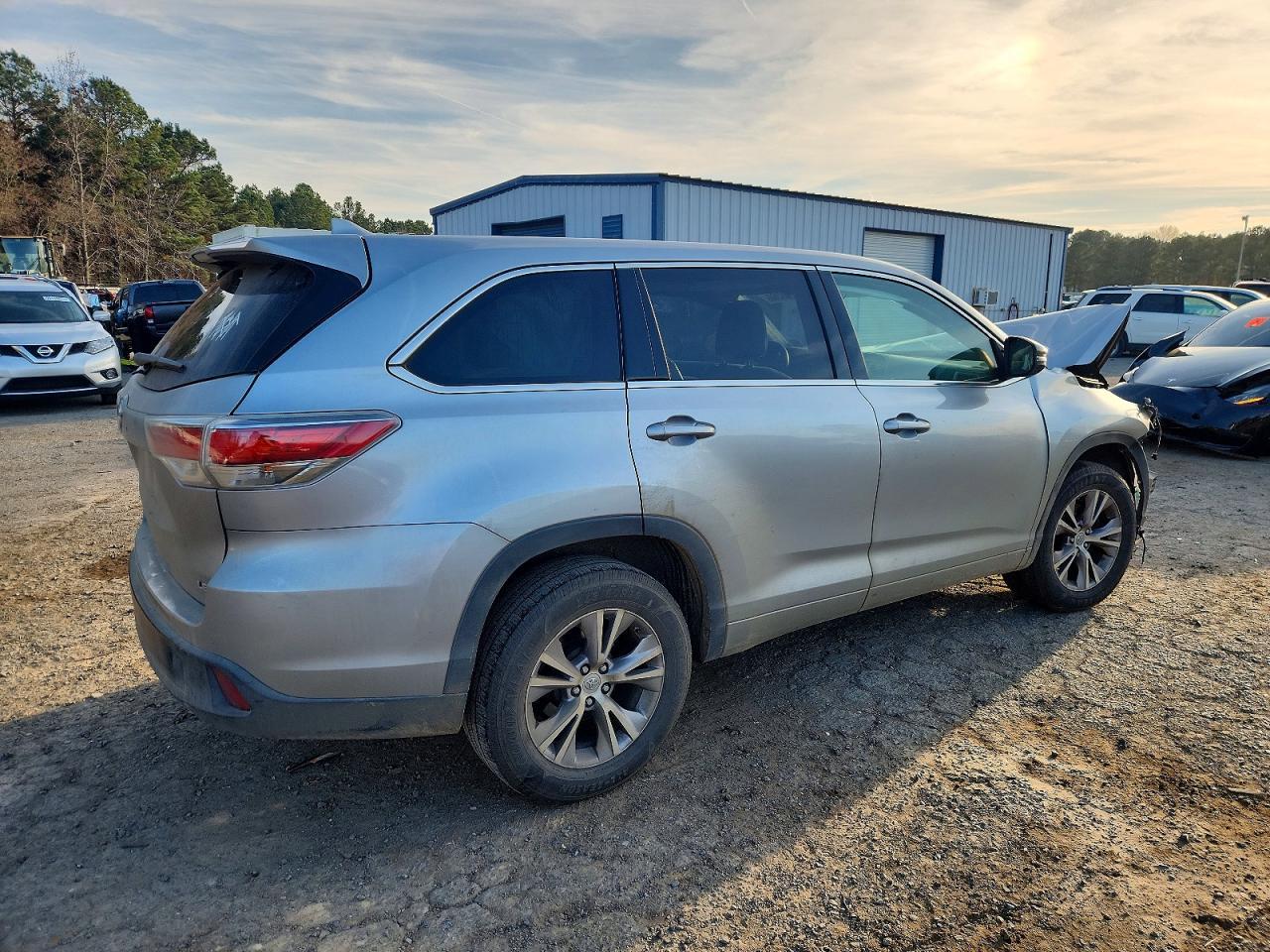 2015 TOYOTA HIGHLANDER