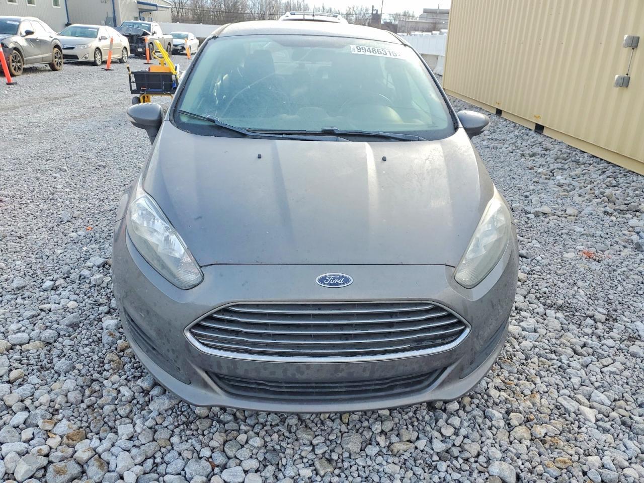 2014 FORD Fiesta