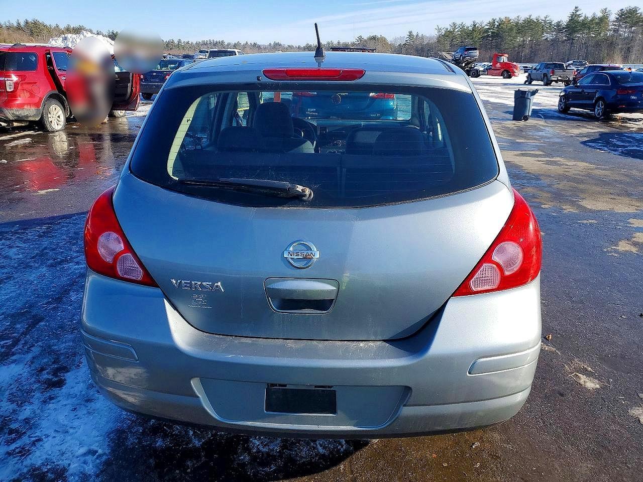 2009 NISSAN VERSA