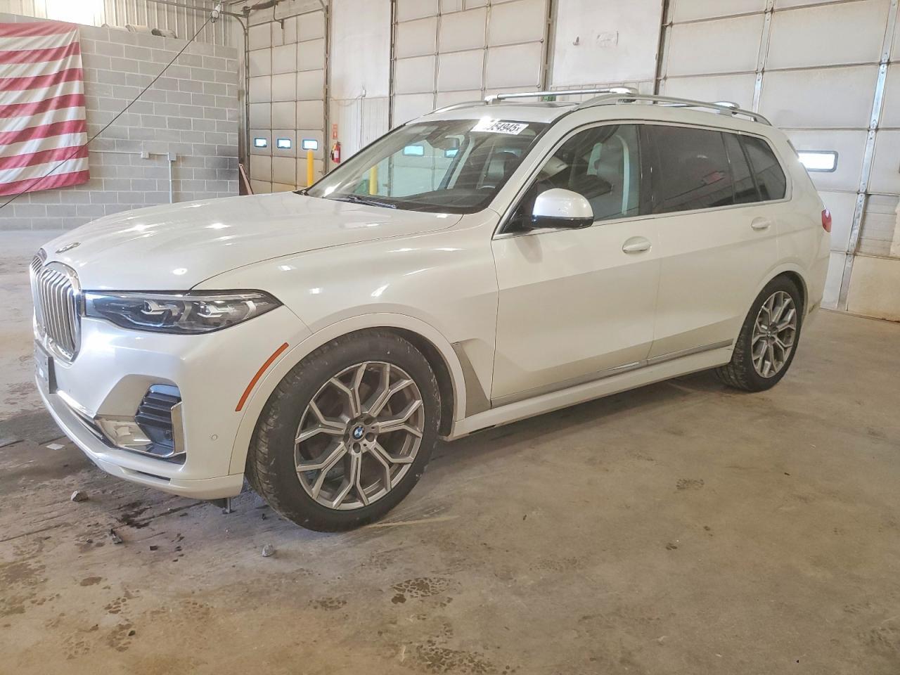 2020 BMW X7