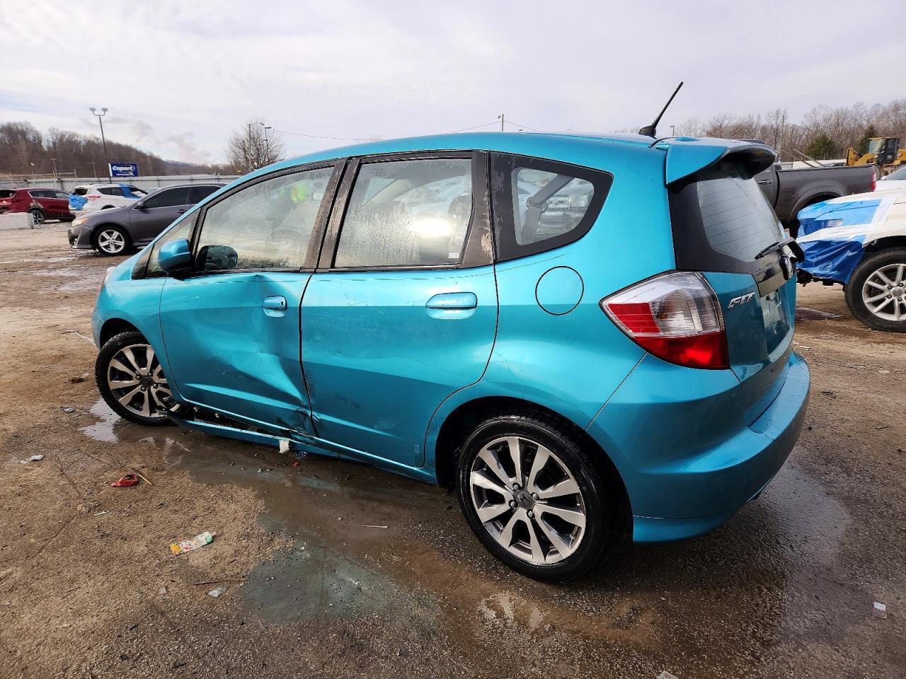 2012 HONDA FIT