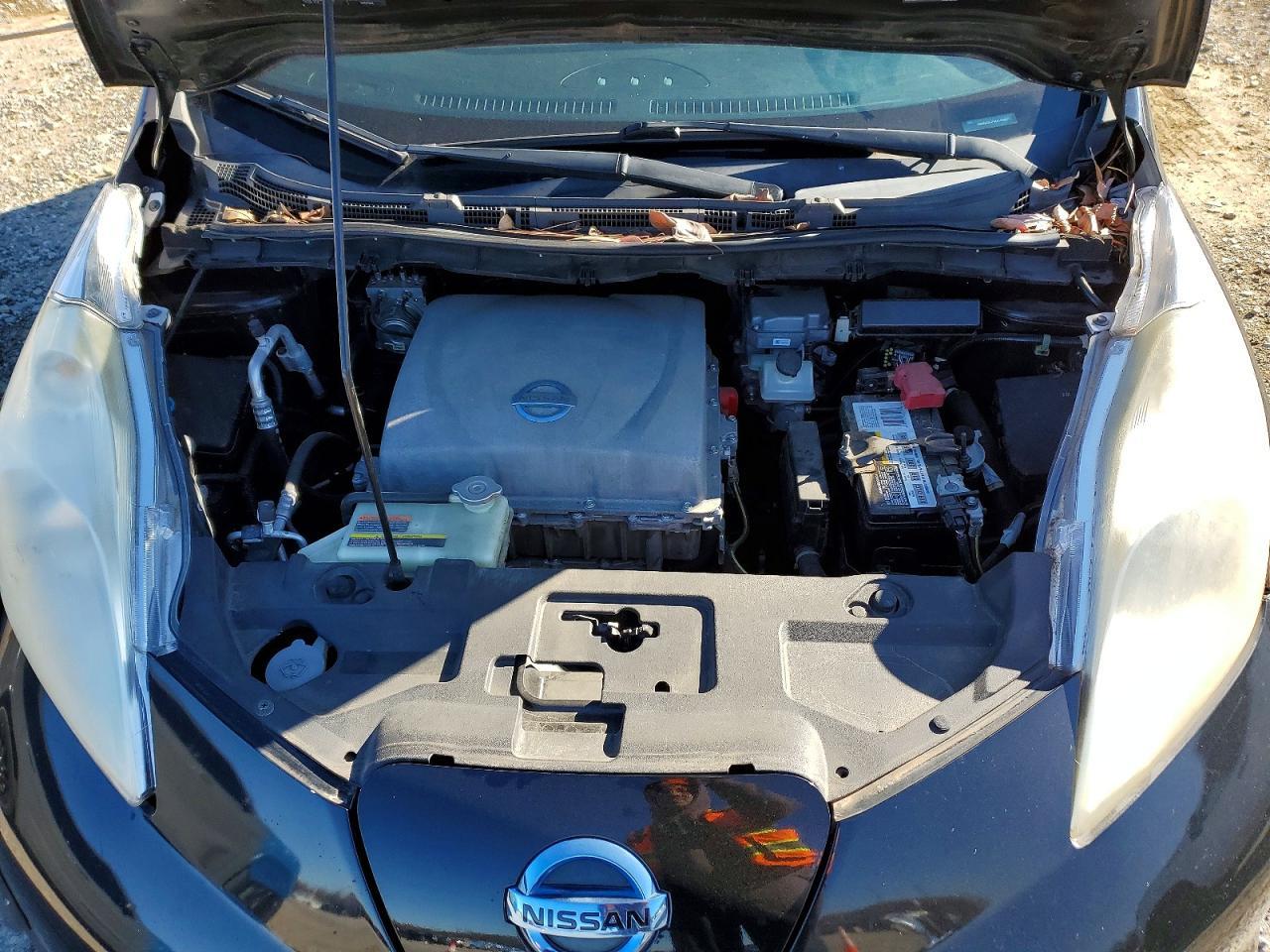 2013 NISSAN LEAF