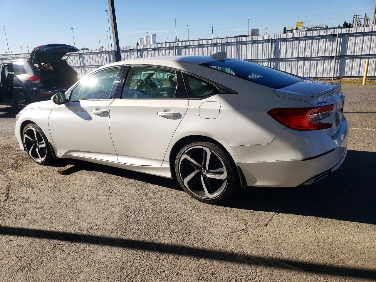 2018 HONDA ACCORD