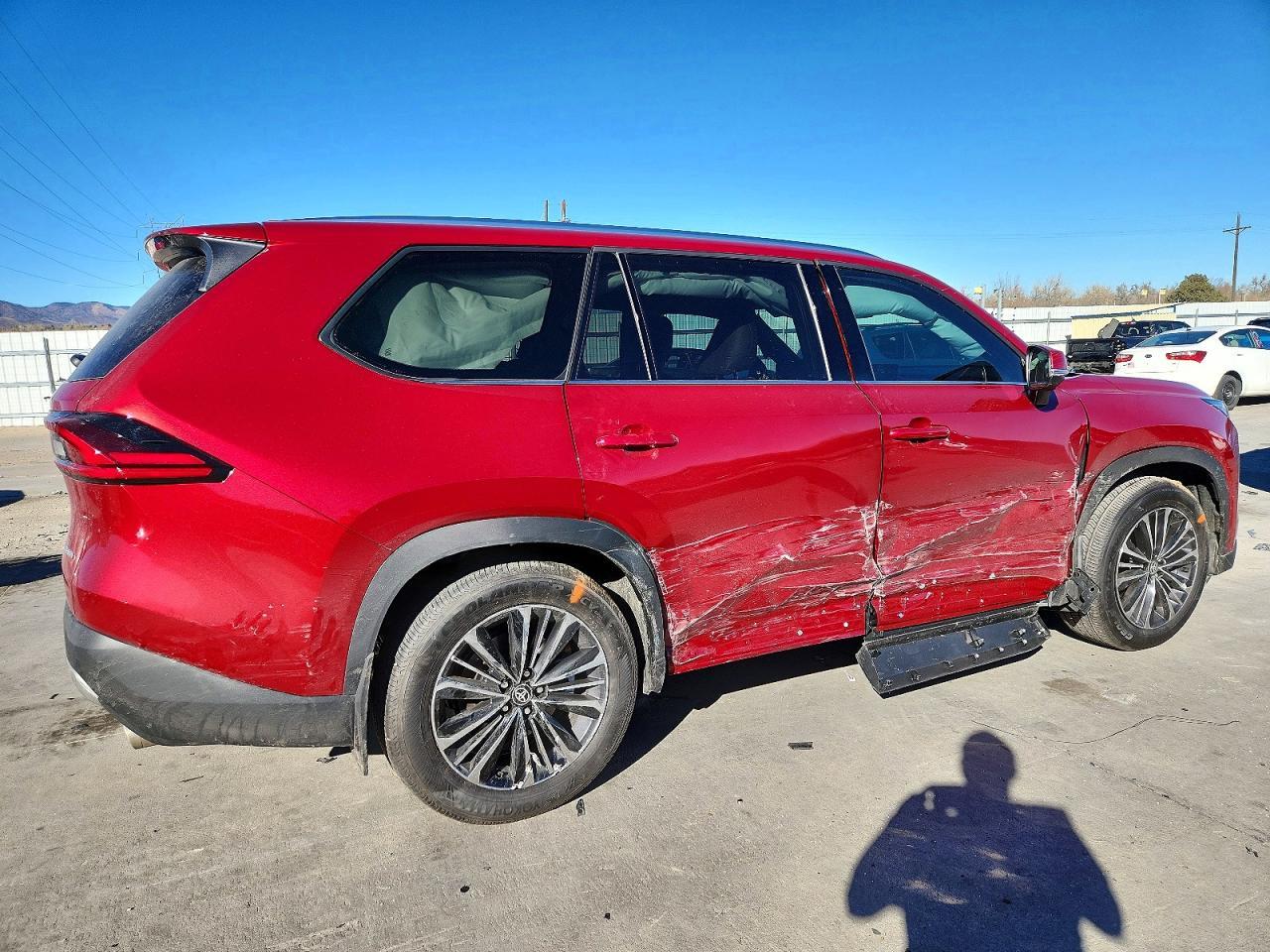 2026 TOYOTA HIGHLANDER
