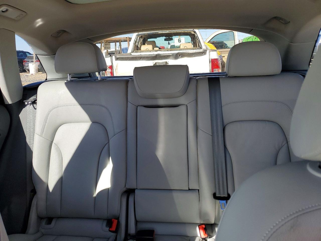 2015 AUDI Q5