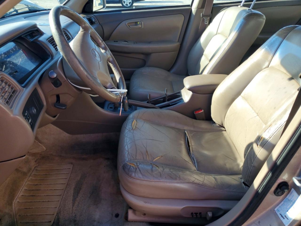 2000 TOYOTA CAMRY