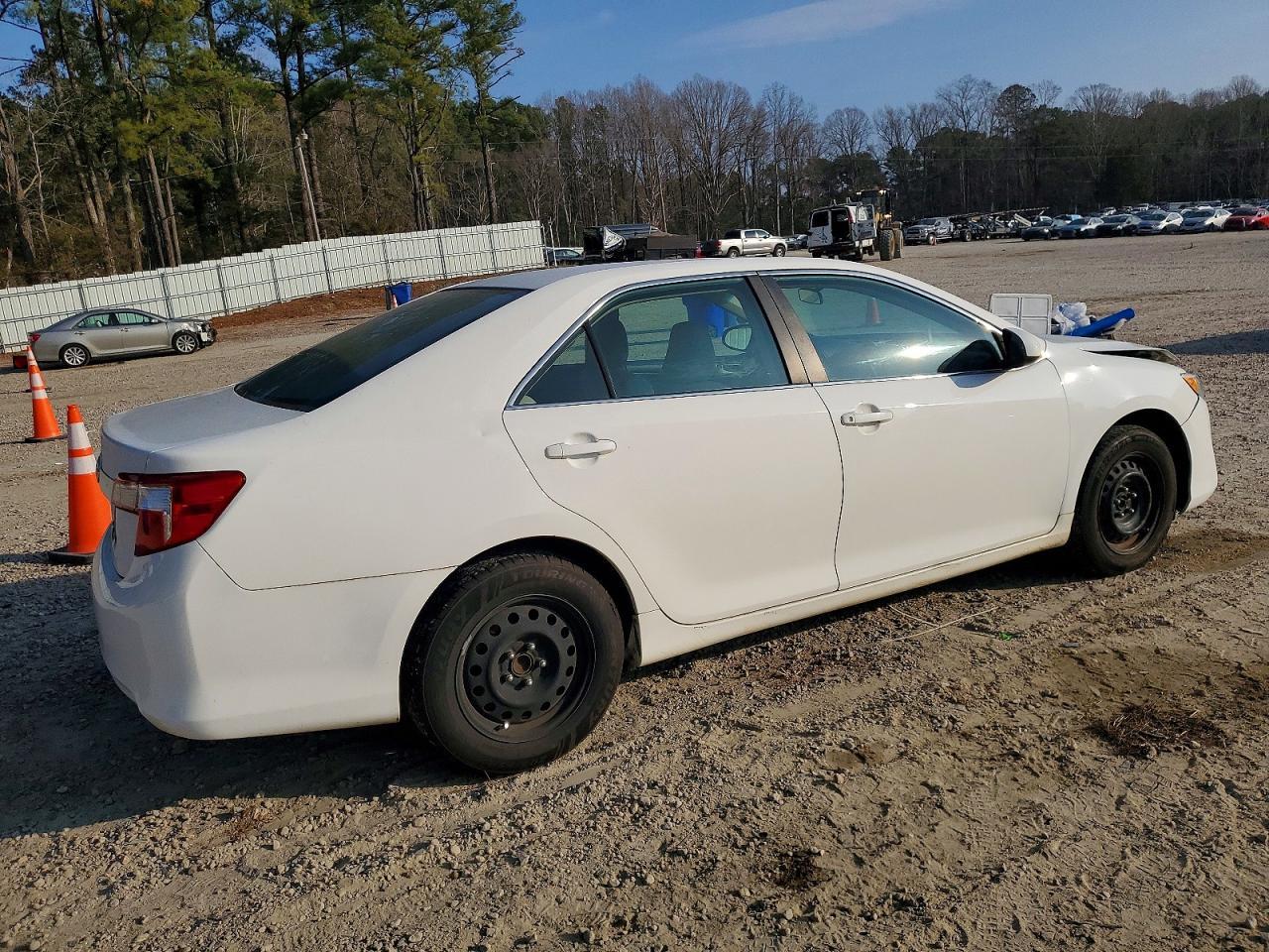 2012 TOYOTA CAMRY