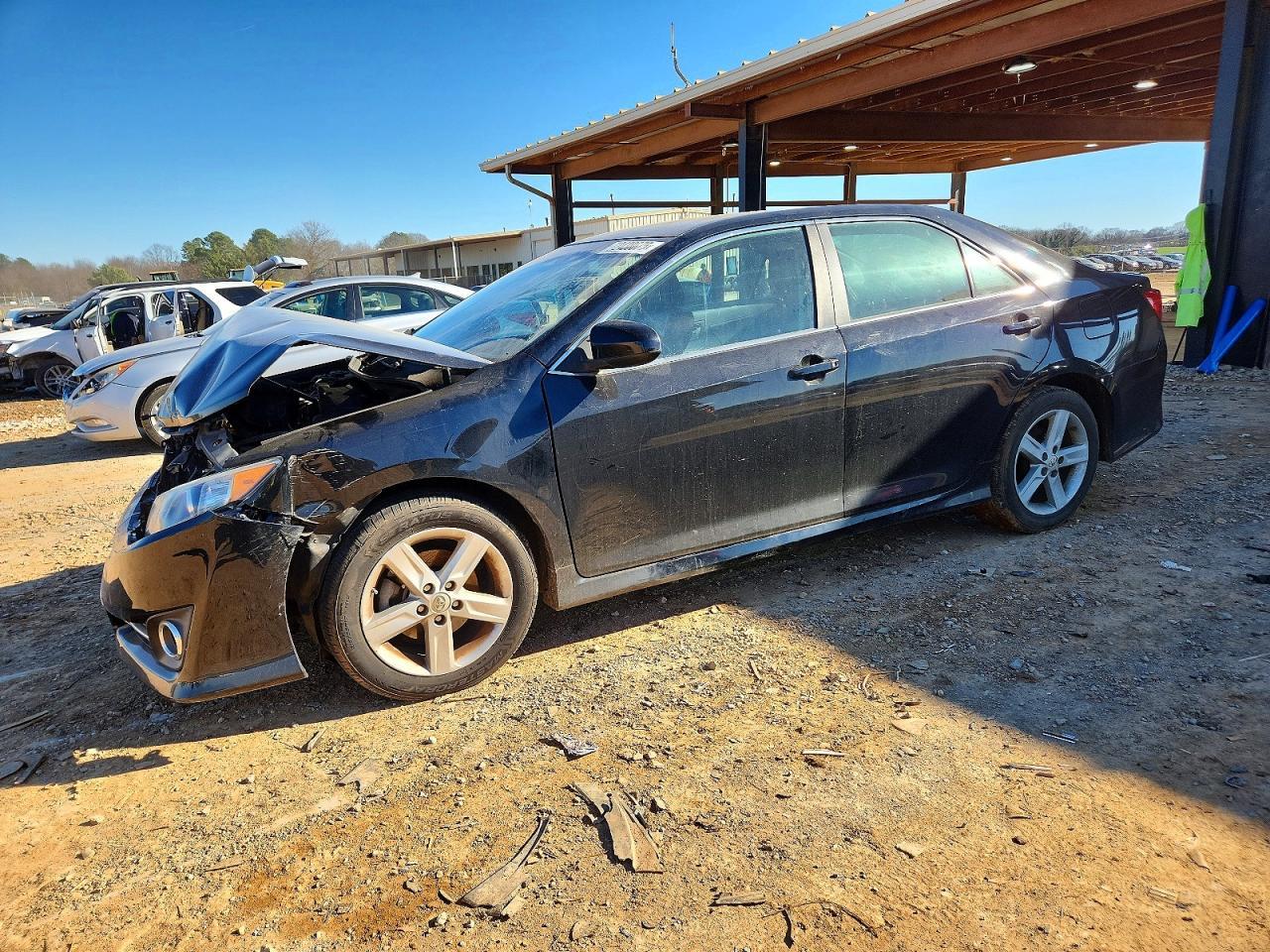 2013 TOYOTA CAMRY