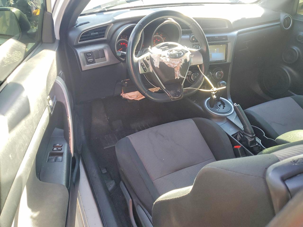 2016 TOYOTA SCION
