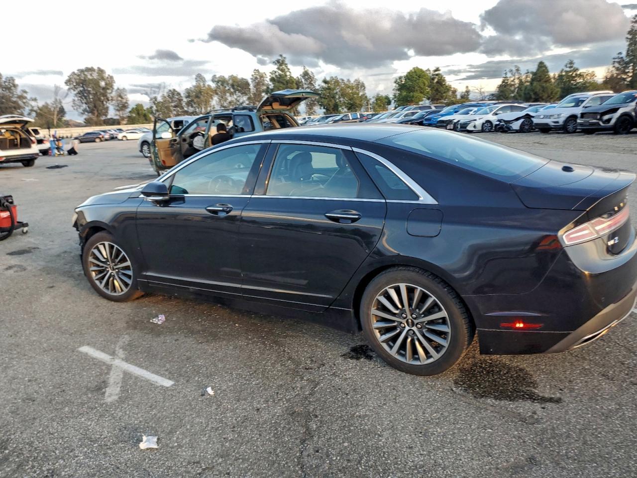 2019 LINCOLN MKZ