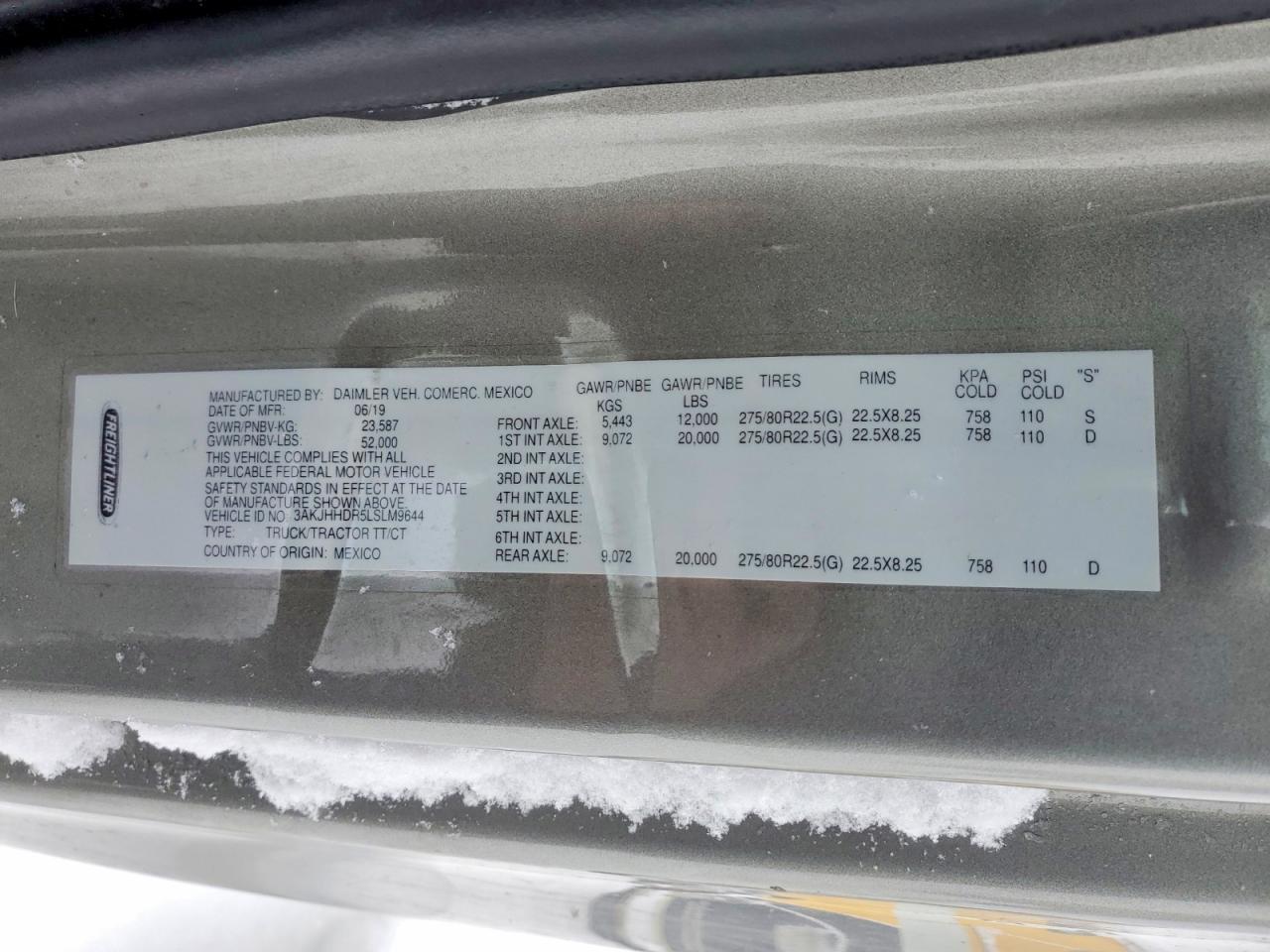 2020 FREIGHTLINER CASCADIA 126