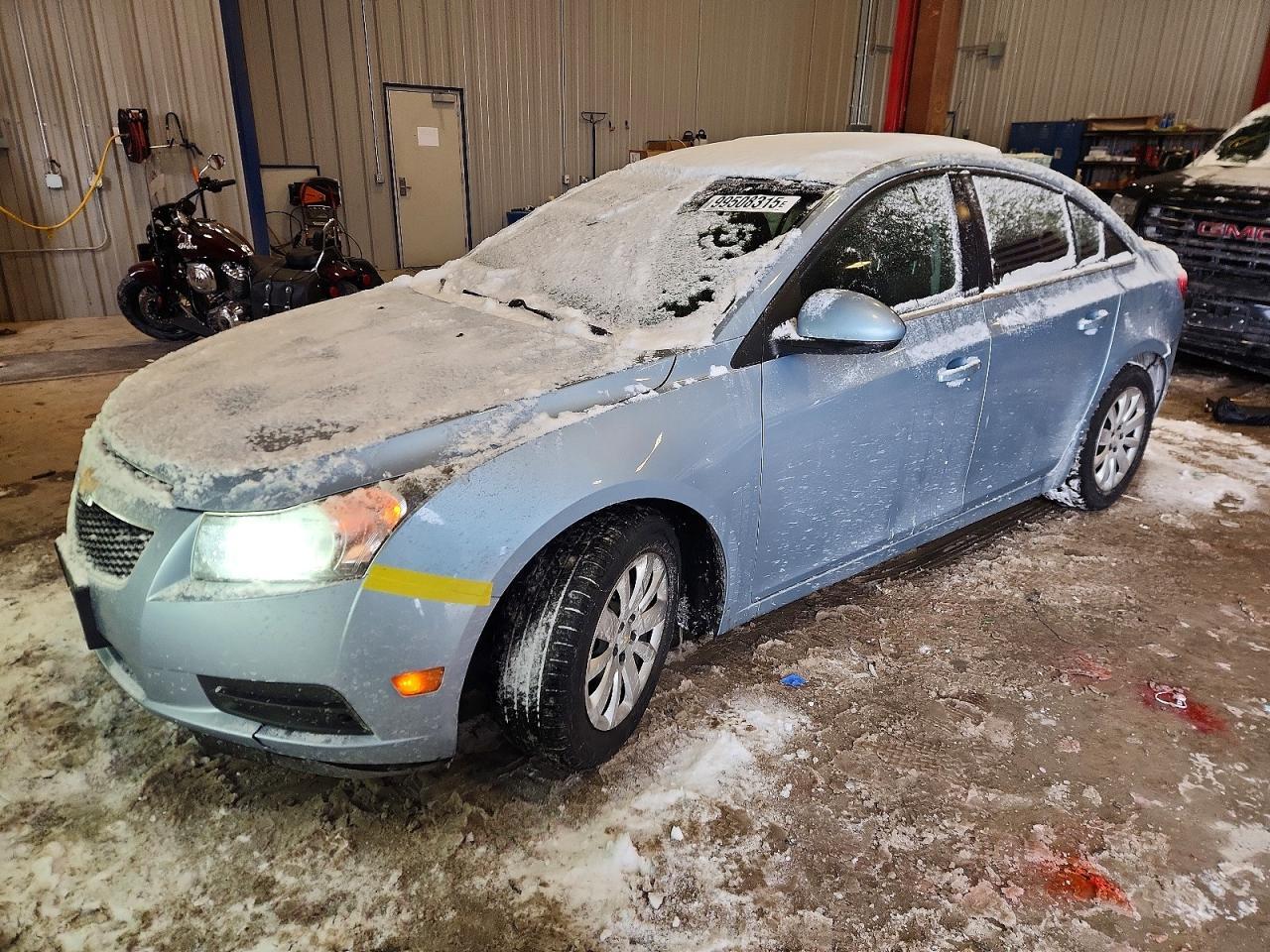 2011 CHEVROLET CRUZE
