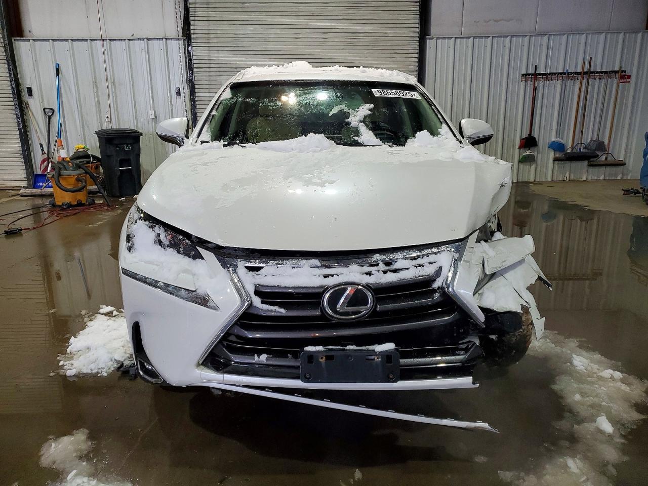 2017 LEXUS NX 200T