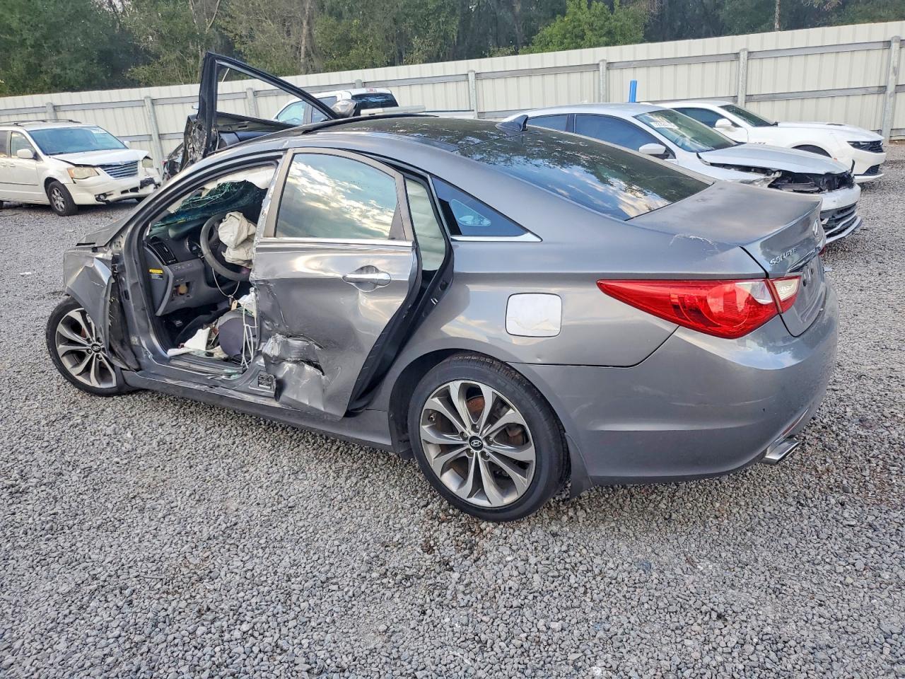 2013 HYUNDAI SONATA