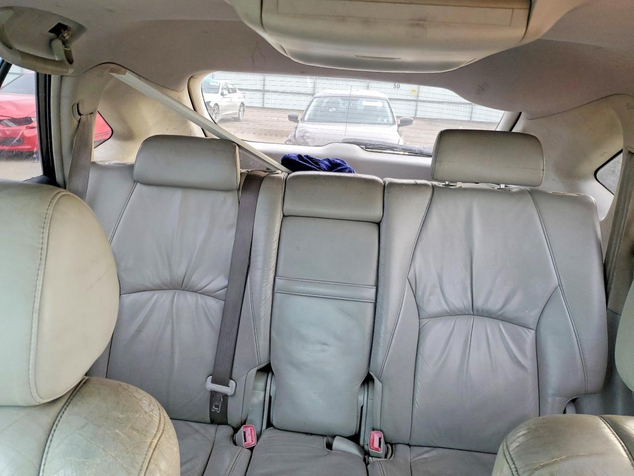 2004 LEXUS Rx 330