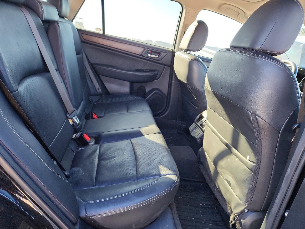 2018 SUBARU Outback