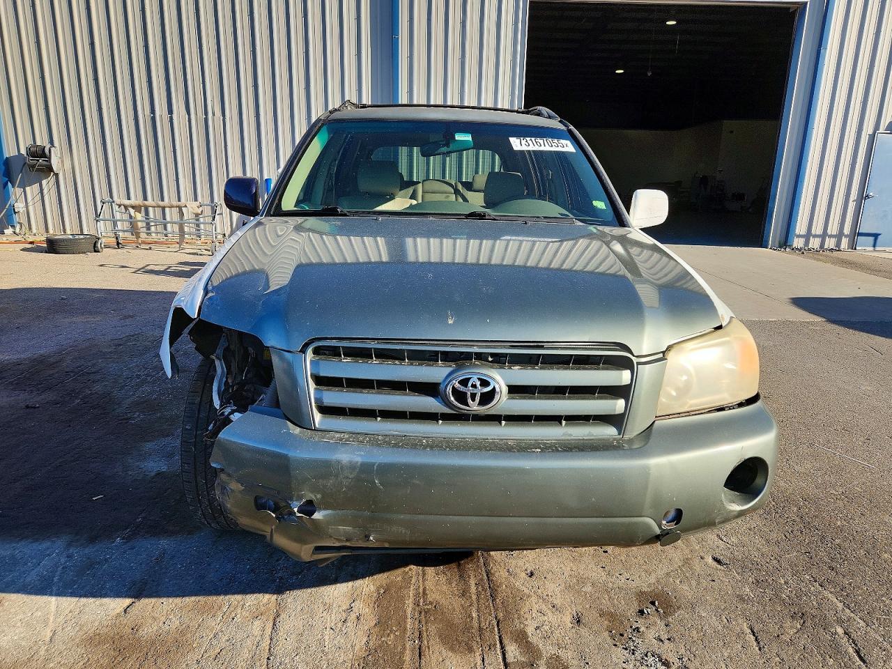 2005 TOYOTA HIGHLANDER