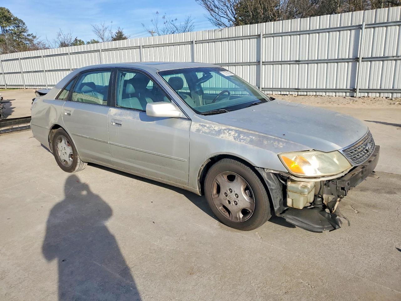 2003 TOYOTA Avalon