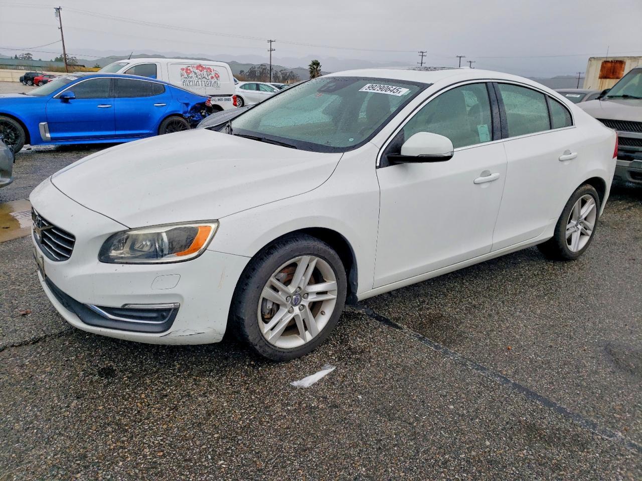 2014 VOLVO S60