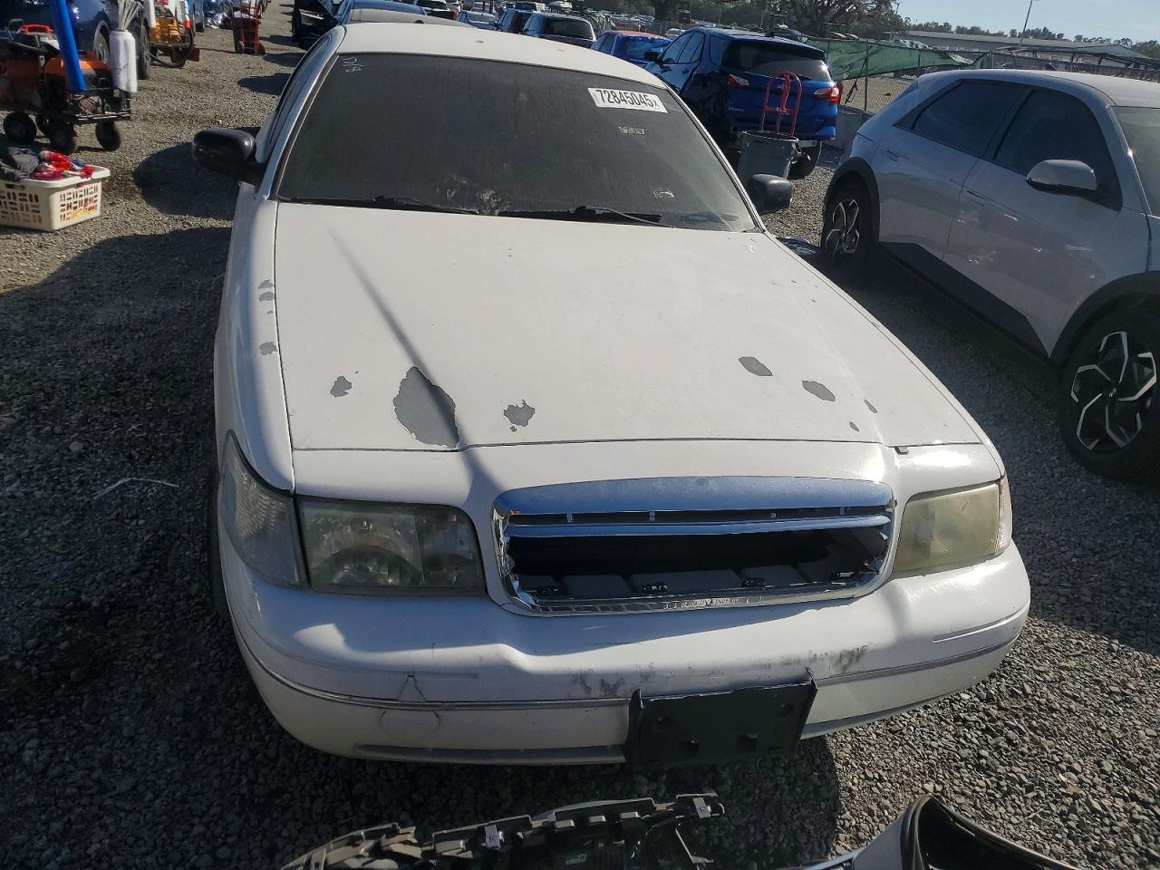 2005 FORD Crown Victoria
