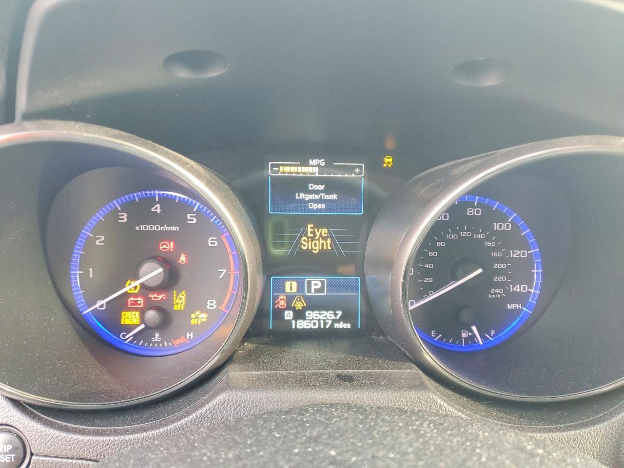 2015 SUBARU Legacy