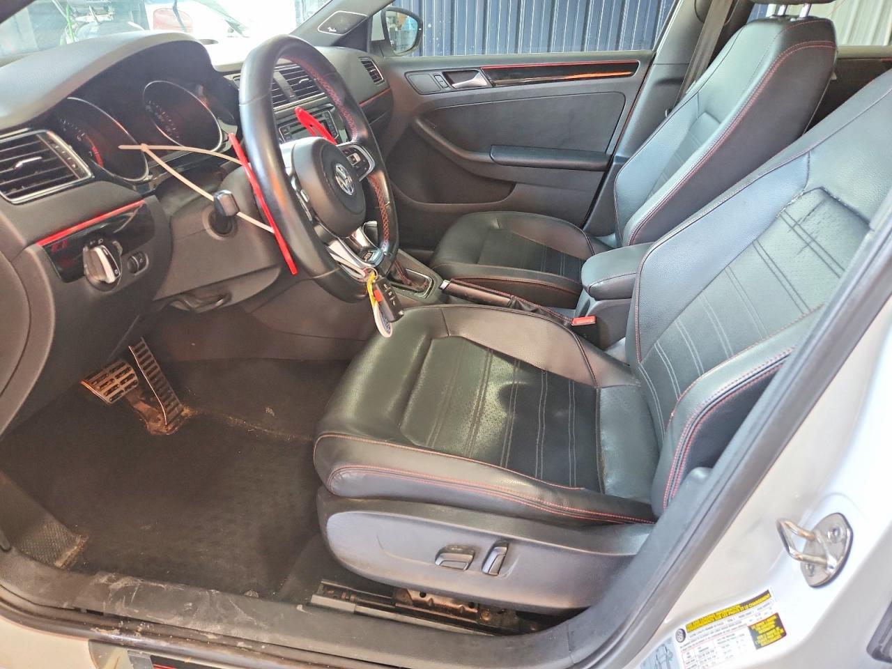 2016 VOLKSWAGEN JETTA