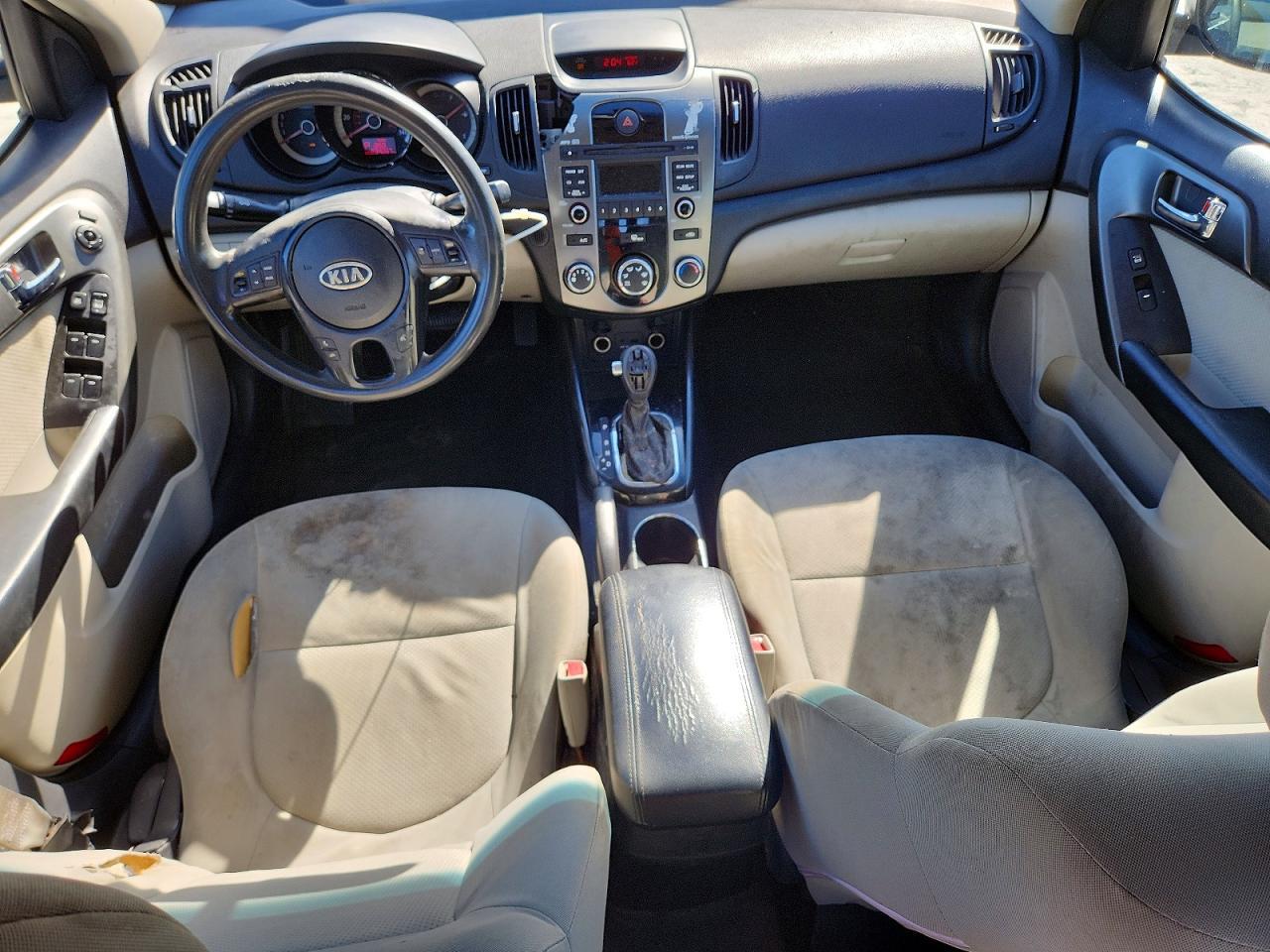 2013 KIA FORTE