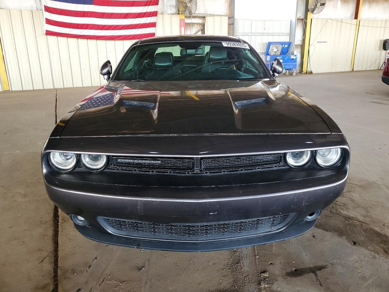 2017 DODGE Challenger