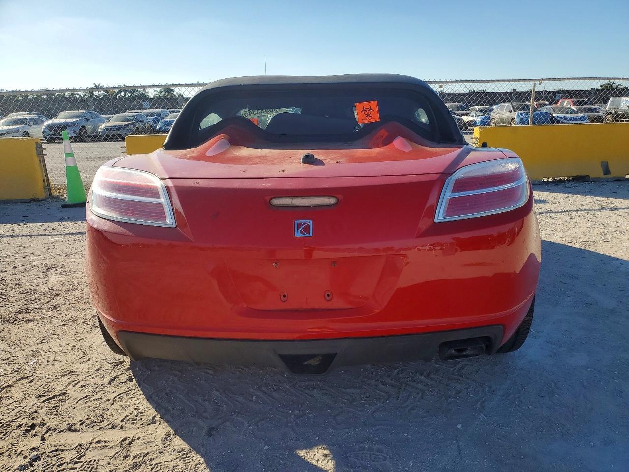2008 SATURN Sky