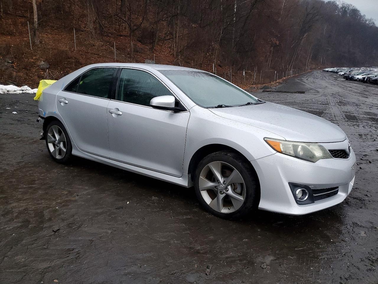 2013 TOYOTA CAMRY