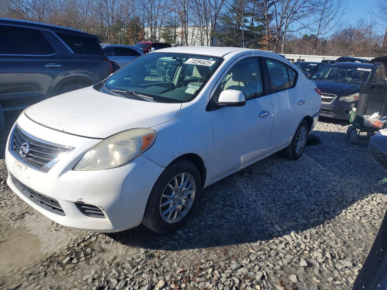 2012 NISSAN VERSA
