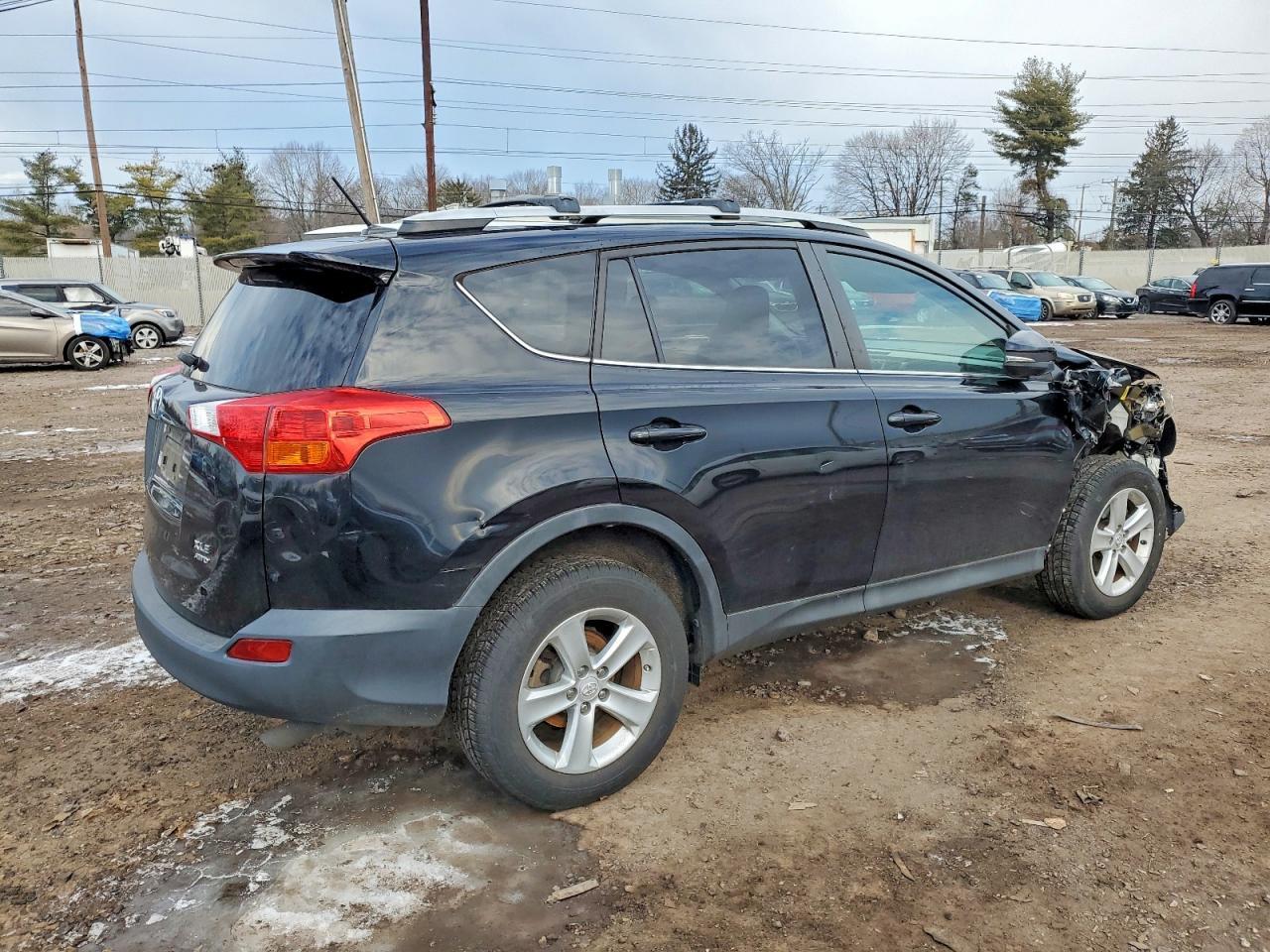 2014 TOYOTA RAV4