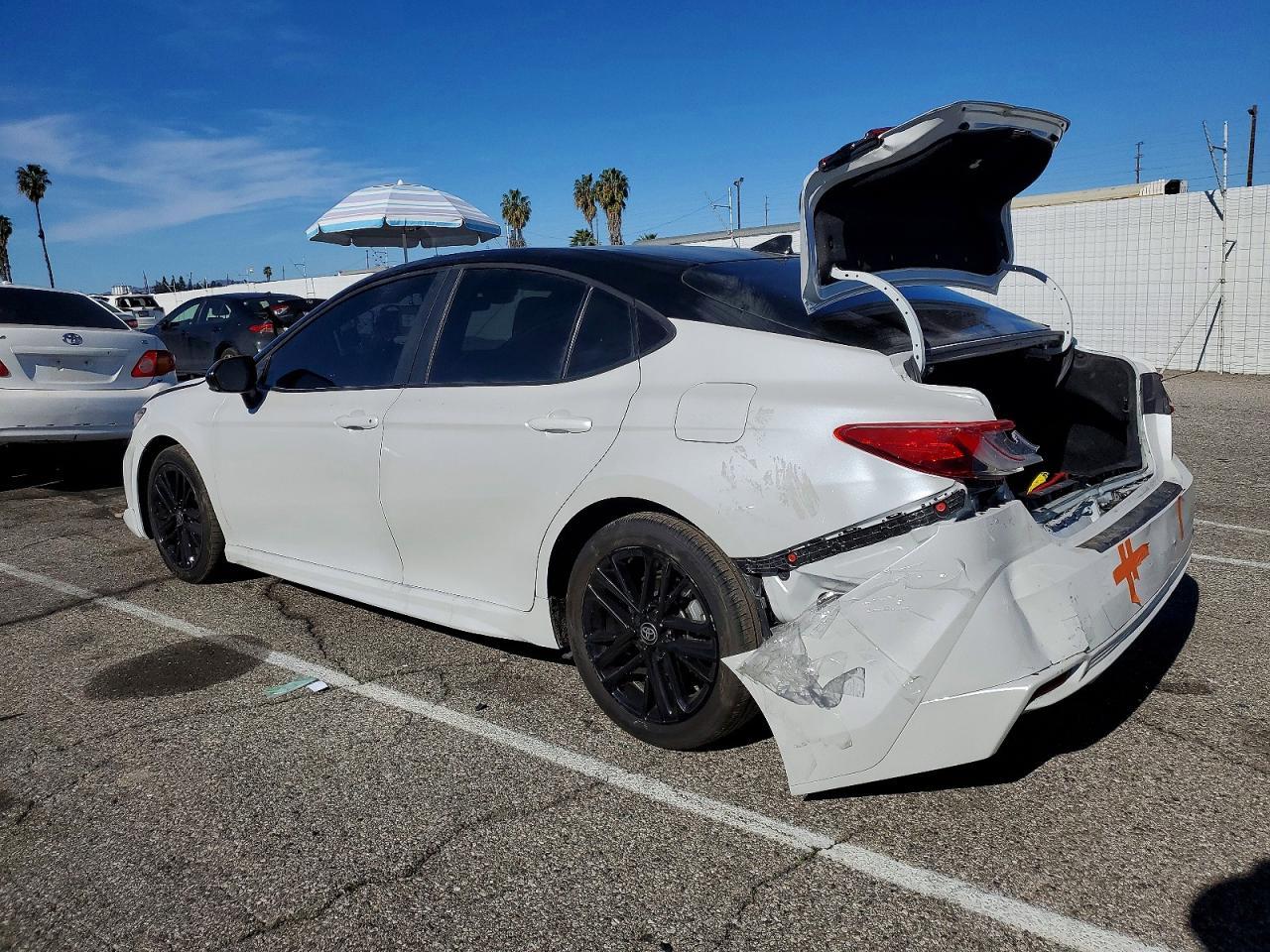 2025 TOYOTA CAMRY