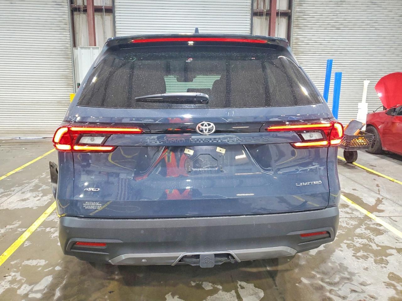 2026 TOYOTA HIGHLANDER