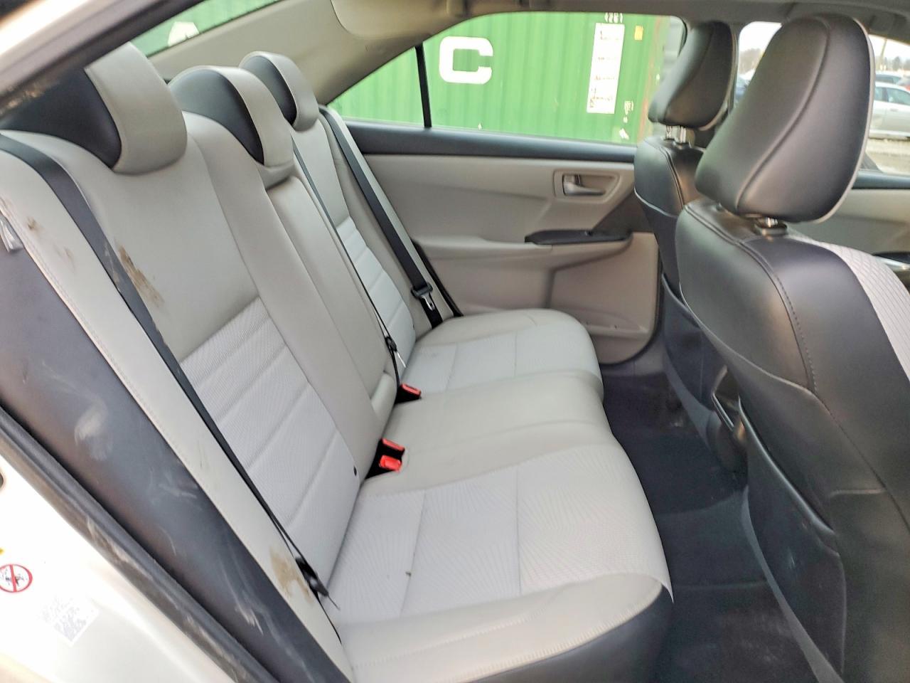 2016 TOYOTA CAMRY