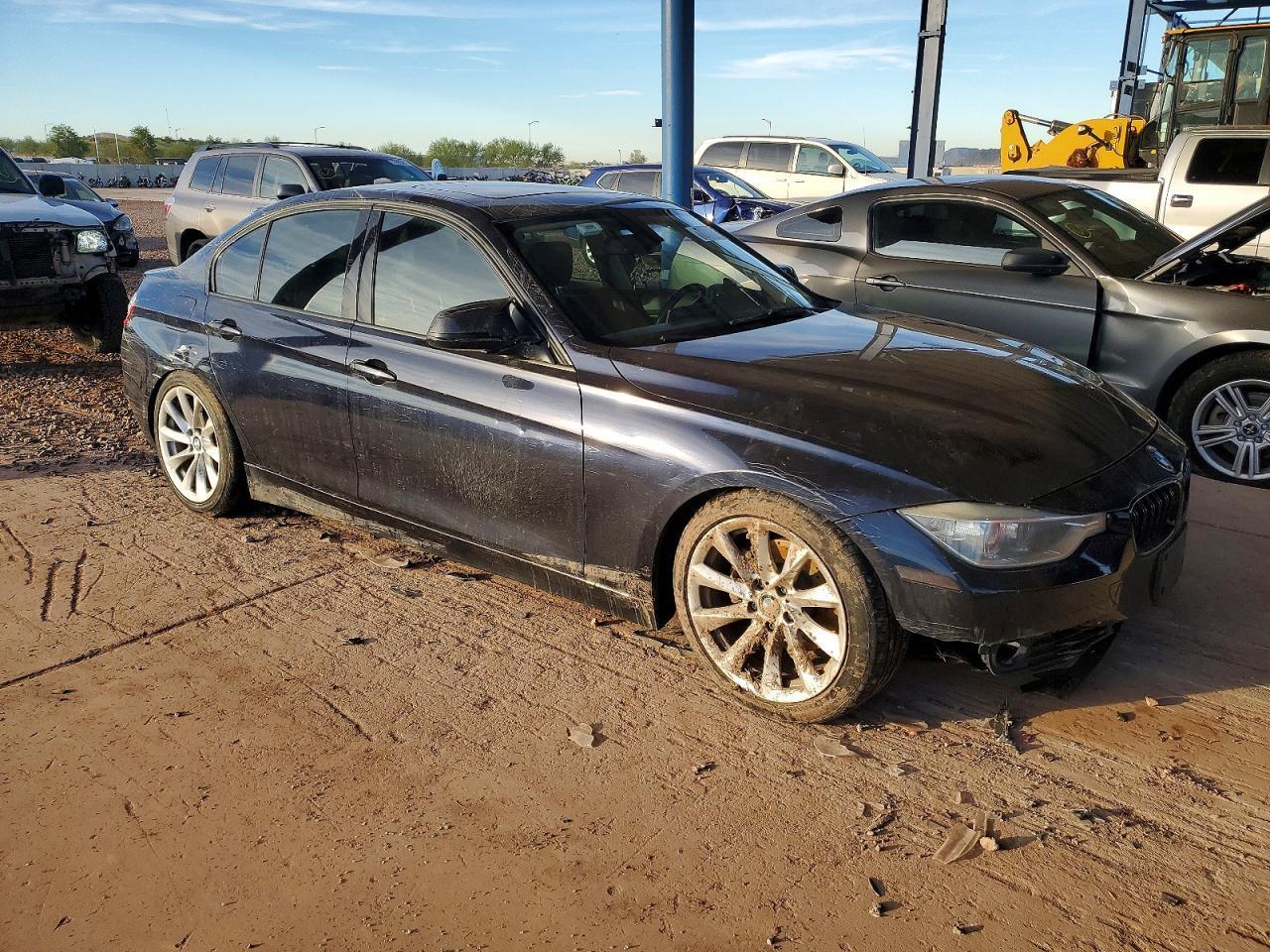 2013 BMW 3 SERIES