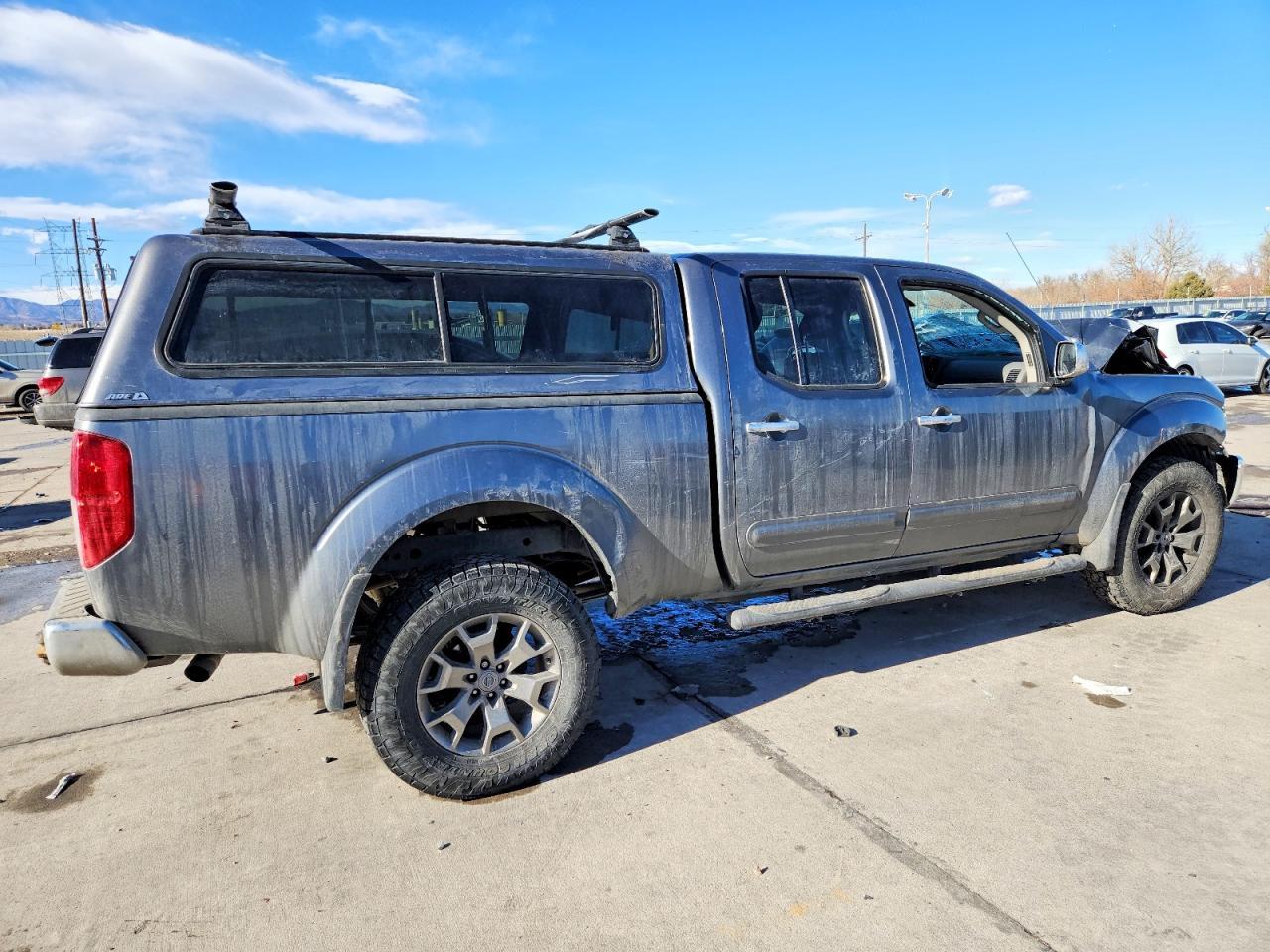 2017 NISSAN Frontier